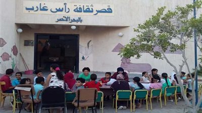 أنشطة ثقافية وفنية متنوعة بفرع ثقافة البحر الأحمر