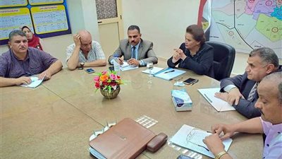 محافظ البحيرة تتابع أزمة 