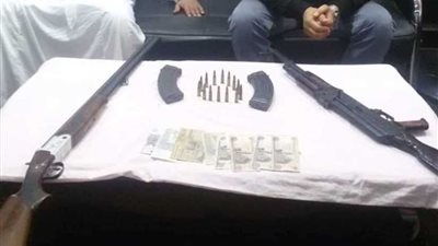 ضبط رجل أعمال ونجله لحيازتهما أسلحة بدون ترخيص بالبحيرة