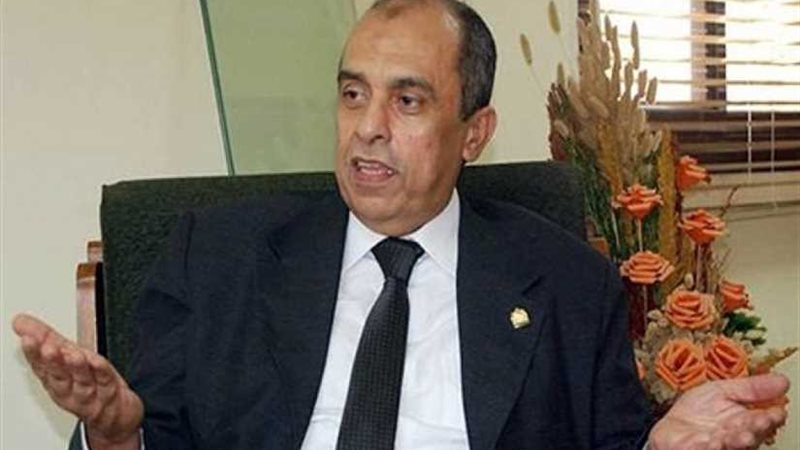 مسئولو الزراعة يتابعون