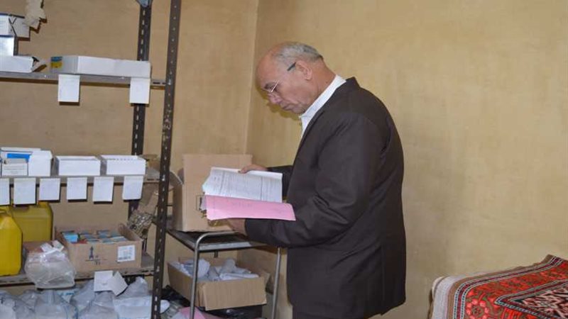 إحالة 16 طبيبا و15