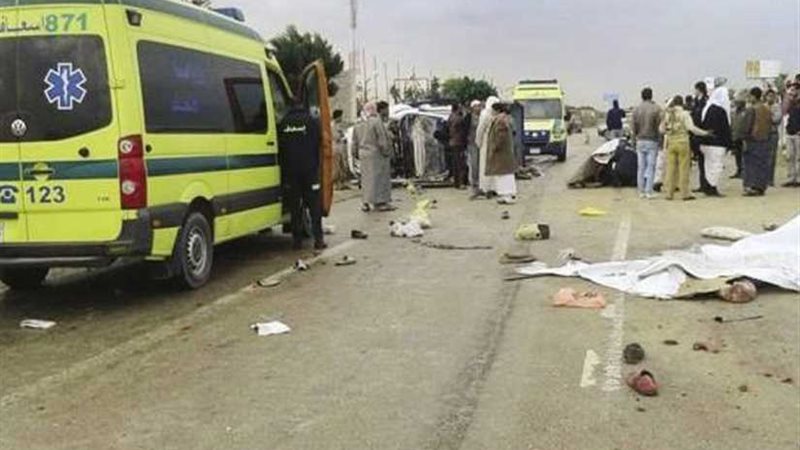 مصرع ٤ أشخاص وإصابة
