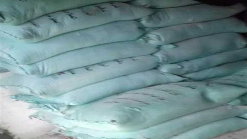 ضبط 15 طن دقيق ولبن