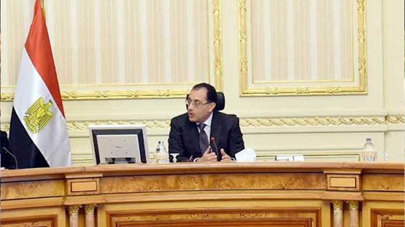 رئيس الوزراء يتابع