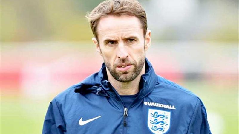 مدرب إنجلترا: أمامنا