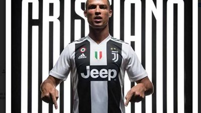 «رونالدو» يبدى إستعدادته للموسم الجديد بقميص يوفنتوس