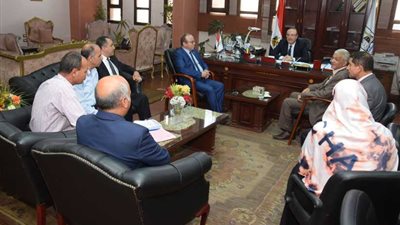 تطوير القطاع الطبي والعلاجي ببنى سويف