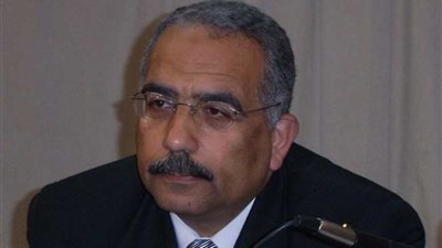 أحمد فضل شبلول في حوار خاص:توقعت ما يحدث الآن في عالم النشر الإلكتروني والتواصل الاجتماعي منذ عام 97