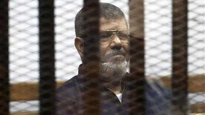 بدء محاكمة مرسي وآخرين في التخابر مع حماس