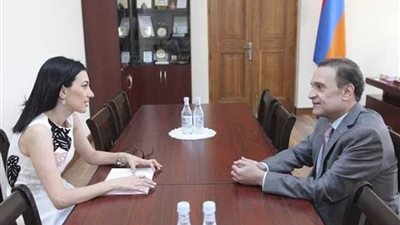 سفير مصر يلتقي برئيس البرلمان ونائبته ورئيس جمعية الصداقة البرلمانية بين مصر وأرمينيا