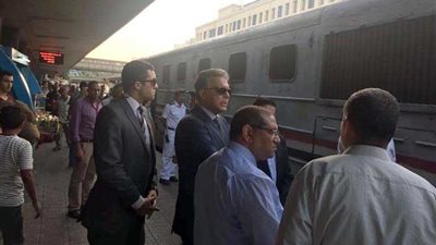 وزير النقل في جولة مفاجئة بمحطة مصر: نقلة نوعية في السكك الحديدية قبل نهاية 2019