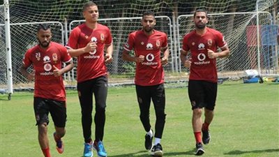 تدريبات استشفائية لأساسيي الأهلي أمام الجونة