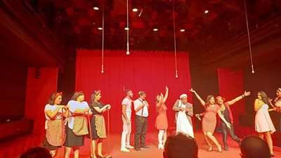 إقبال جماهيري على 