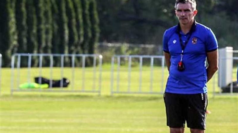 كارتيرون يجتمع بمهاجمي