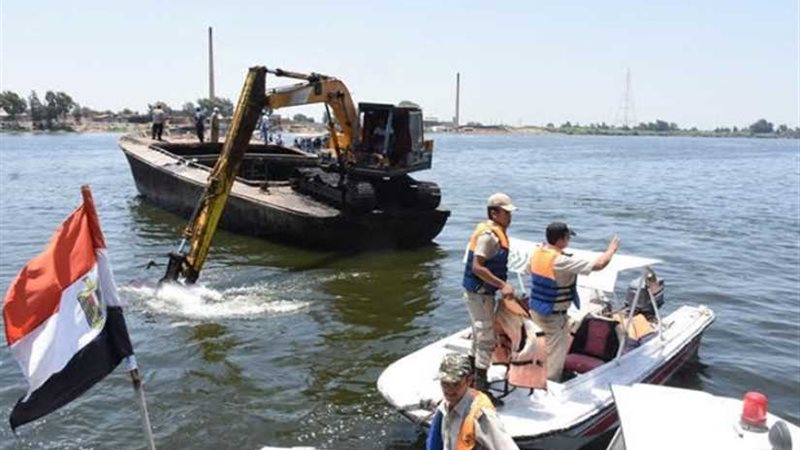 حملة مكبرة لإزالة