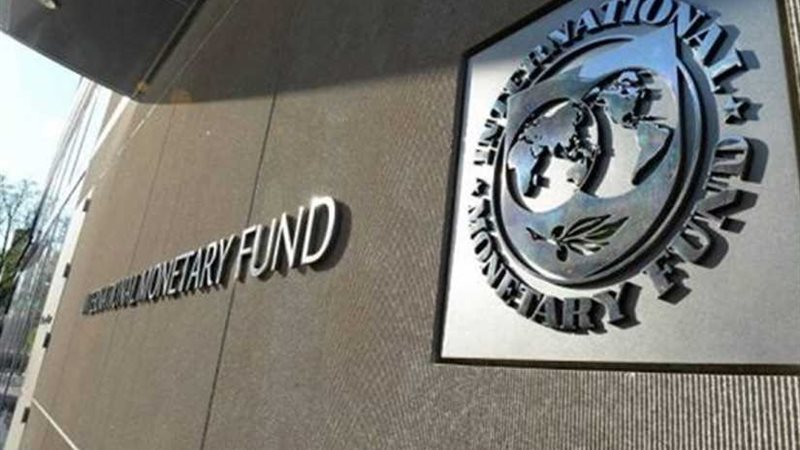 النقد الدولي يشيد