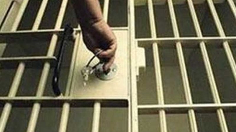 إخلاء سبيل مساعد