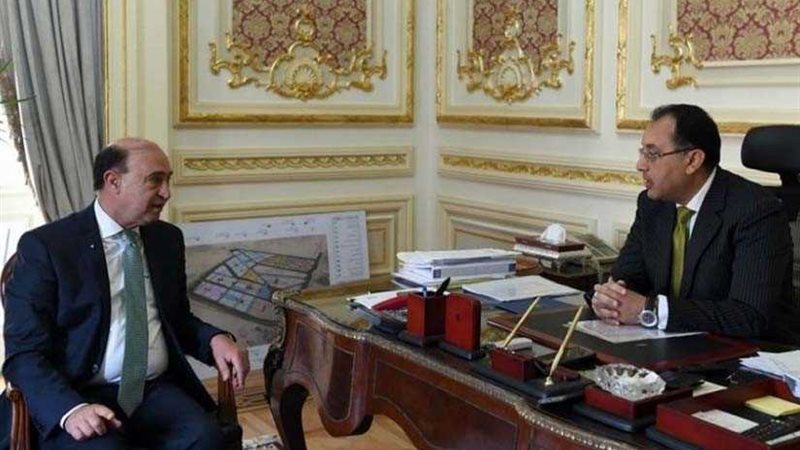 رئيس الوزراء يلتقي