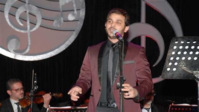 محمد رشاد يختتم المهرجان الصيفى على مسرح أوبرا دمنهور بـ 