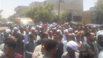 تشييع جنازة شهيدين بمركز مغاغة بالمنيا.. 