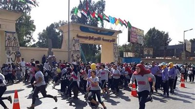 صبحي والدالي في ماراثون دراجات المشي بالجيزة