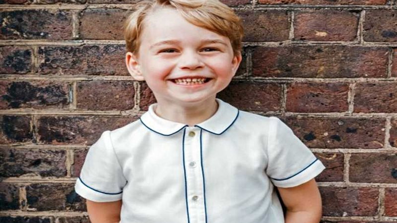 الأمير جورج يحتفل