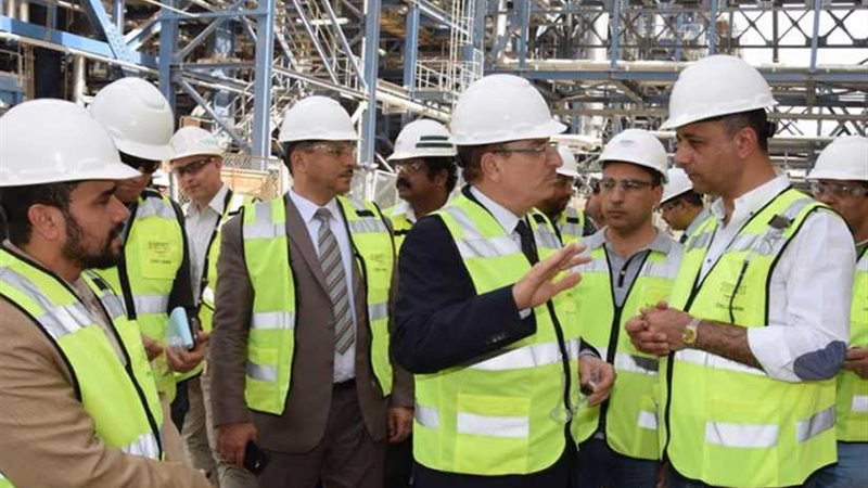 محافظ بني سويف يطمئن