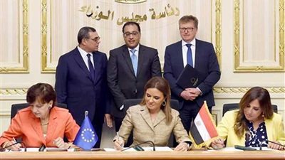 رئيس الوزراء يشهد توقيع اتفاقية لتطوير منظومة معالجة مياه الصرف الصحي بالفيوم بـ 172 مليون يورو