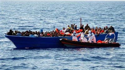 السلطات الإسبانية تنقذ نحو 900 مهاجر على مدار يومين