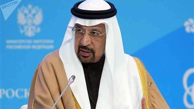 السعودية: تعليق جميع شحنات النفط الخام التي تمر عبر مضيق باب المندب