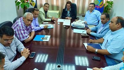 محافظ البحيرة توجه بسرعة توصيل الغاز الطبيعي للطود وبيبان بكوم حمادة