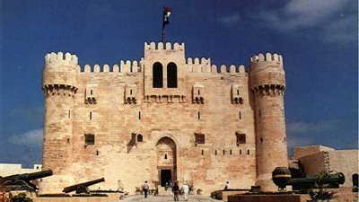 الآثار تنفي الأعمال داخل قايتباي.. والصور المتداولة قديمة