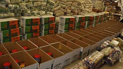 ‏بيع 3 آلاف كرتونه مواد غذائية بأسعار مخفضة بديرمواس بالمنيا