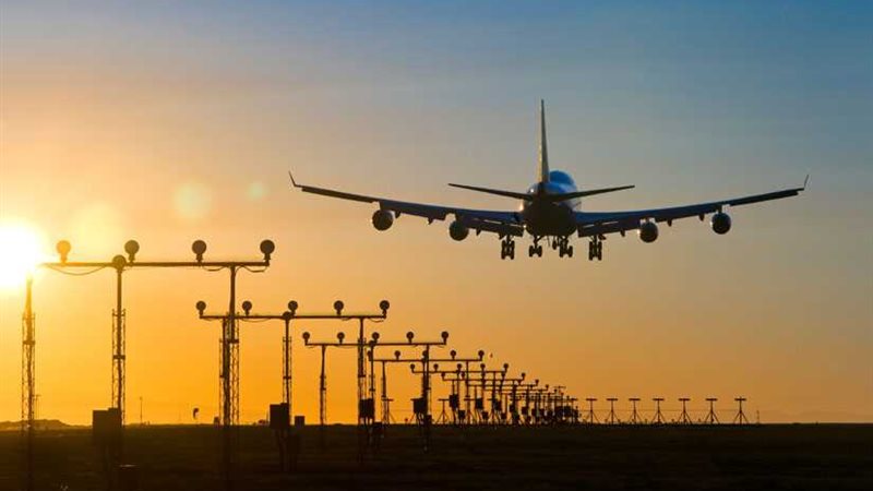 فقدان طائرة على متنها