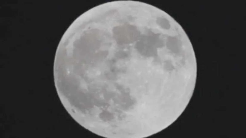 خسوف القمر وتأثيره