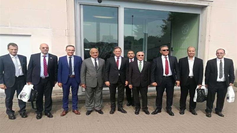 العصار و عرفات في