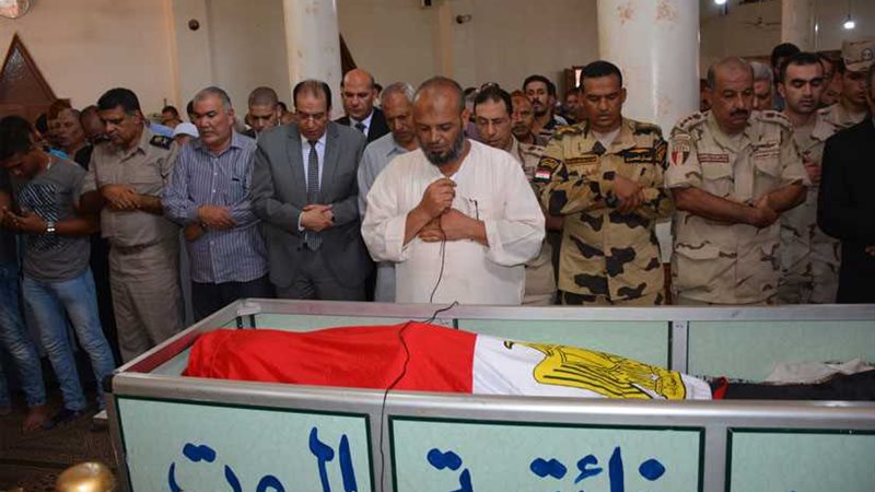 في جنازة مهيبة..