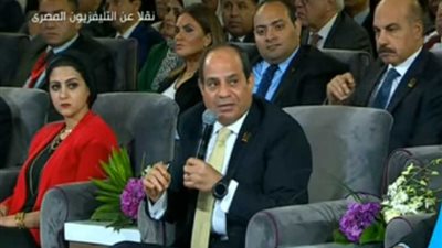 السيسي: الدولة لم تدفع جنيها واحدا في المدن الجديدة.. (فيديو)