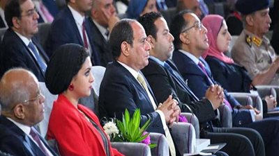 عرض فيلم تسجيلي عن تصريحات الرئيس السيسي في مؤتمرات الشباب