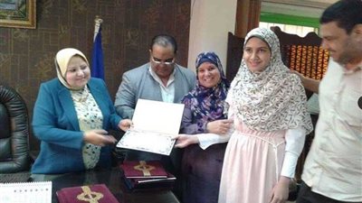 رئيس مدينة الدلنجات تكرّم أوائل الثانوية العامة .. 