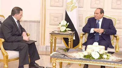 الرئيس السيسى يستقبل وزير الداخلية