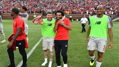 «صلاح» على رأس 29 لاعبًا بقائمة ليفربول في معسكر فرنسا الإعدادي