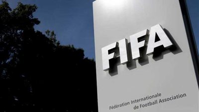 فايننشال تايمز: ضغوط على الفيفا.. و