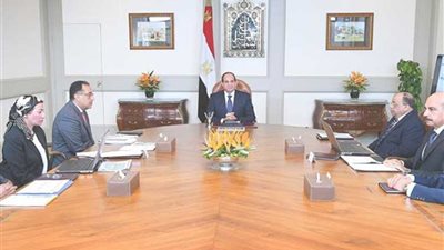 الرئاسة: السيسي وجه بتعظيم استغلال عملية إعادة تدوير المخلفات الصلبة