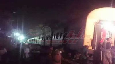 تعطل قطار (بنها- منوف) بعد انفصال الجرار عن العربات
