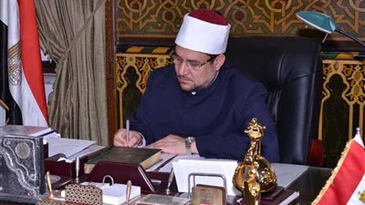 وزير الأوقاف يعتمد 30 خطيبًا بنظام المكافأة و40 محفظًا ومحفظة متطوعين