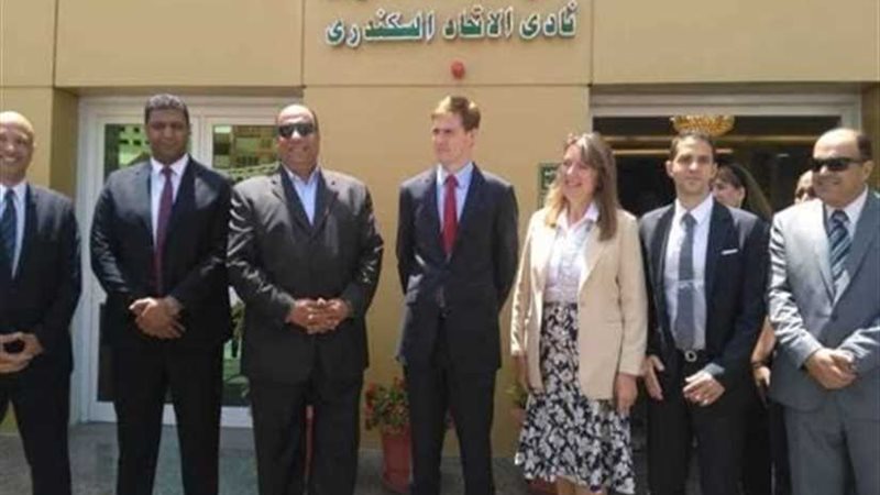 السفير البريطاني