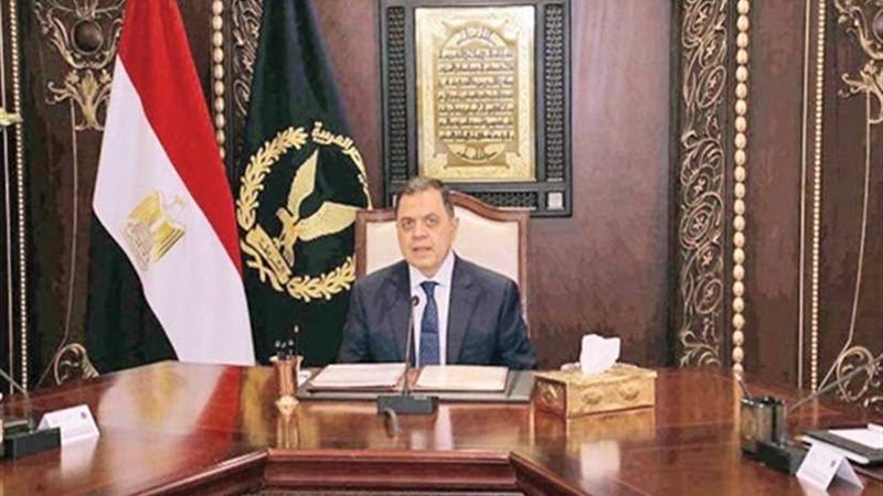 وزير الداخلية يعتمد