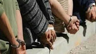 القبض على متهمين ضربا مسعفين وهشما سيارة الإسعاف