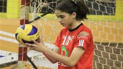 لاعبة طائرة الأهلي تجري جراحة الرباط الصليبي